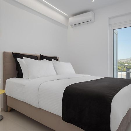 וארקיזה Athenian Riviera Penthouse Apartment מראה חיצוני תמונה