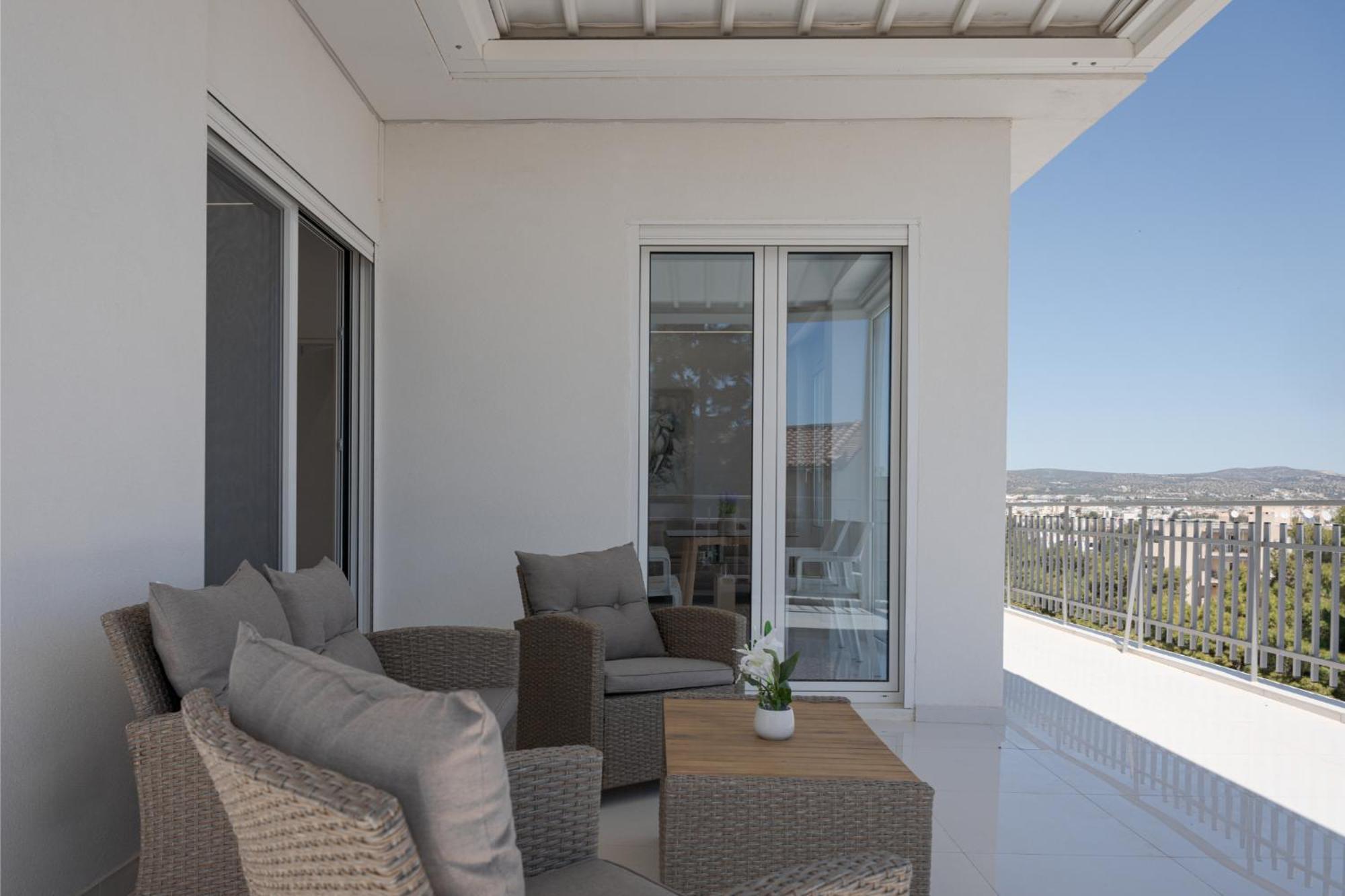 וארקיזה Athenian Riviera Penthouse Apartment מראה חיצוני תמונה
